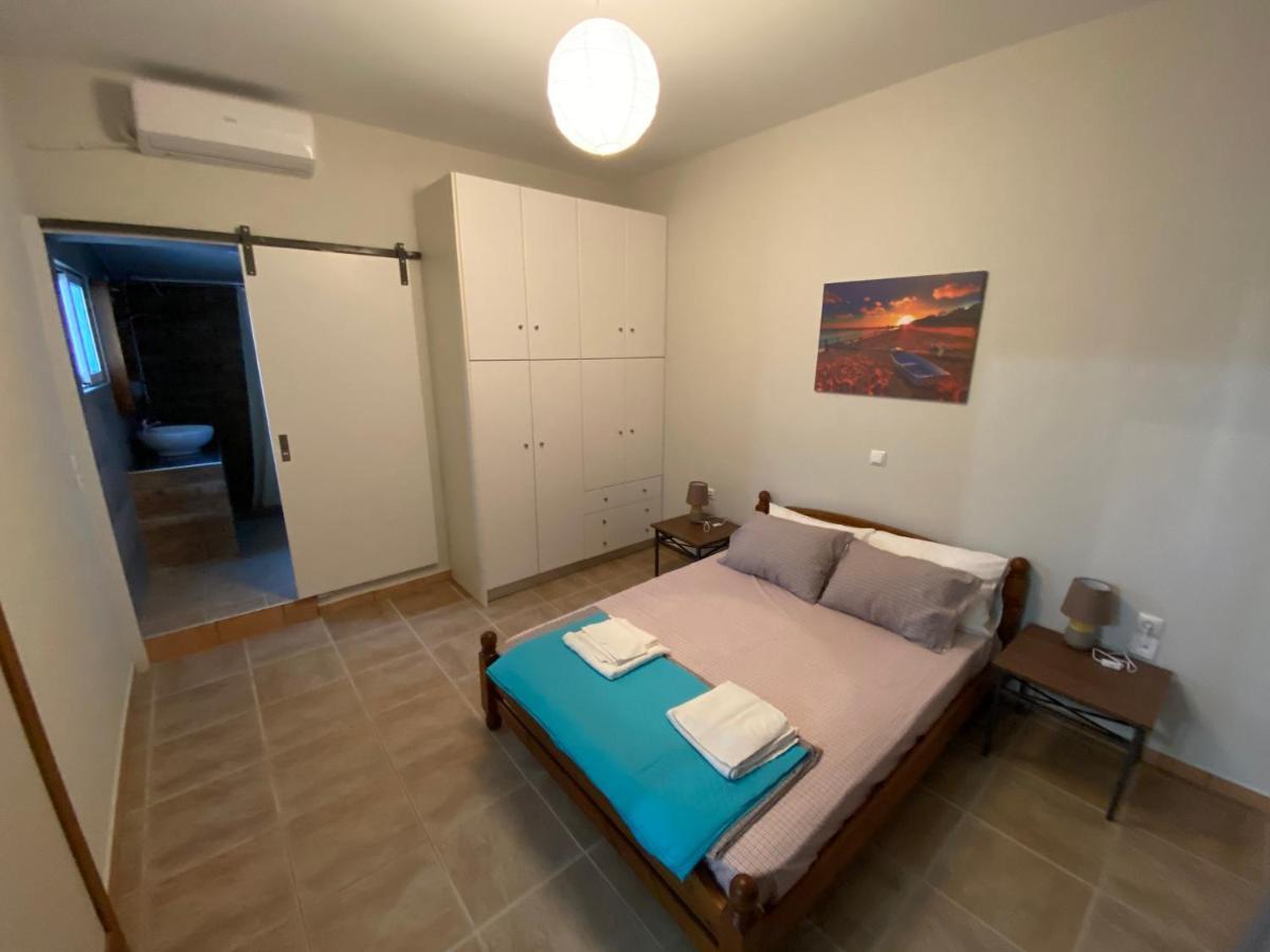Kalamata home, Marina C Bagian luar foto